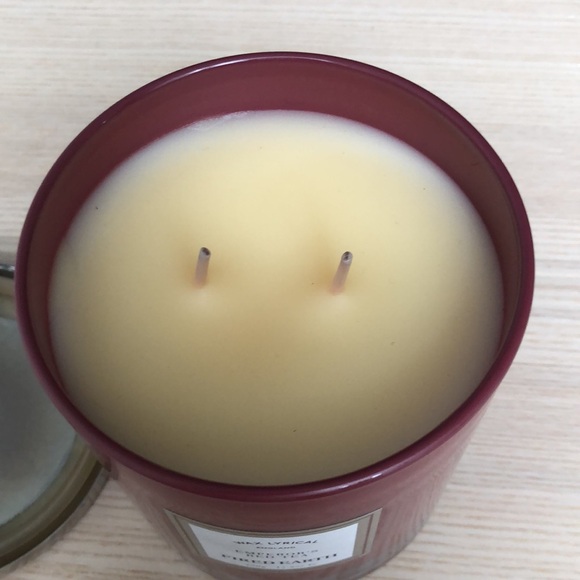 FIRED EARTH Emperor’s Red Tea Candle - Picture 3 of 4